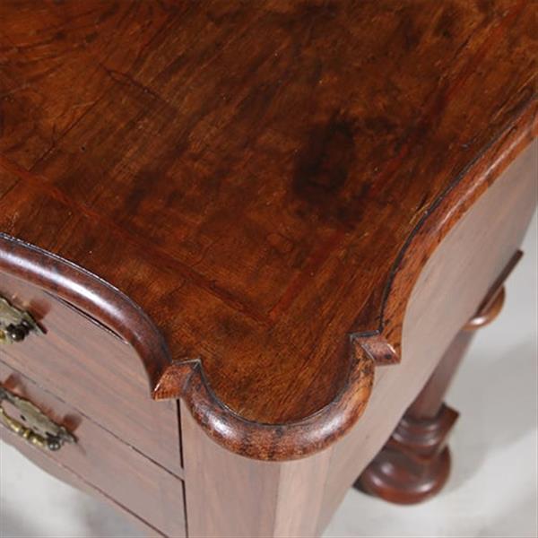 Grote foto kleine wortelnoten kruisvoet commode ca 1715 mooie patina no.342010 antiek en kunst stoelen en banken