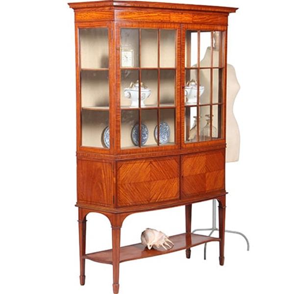 Grote foto ingelegde satijnhouten bowfront vitrinekast fijn meubelmakers werk no.342025 antiek en kunst stoelen en banken