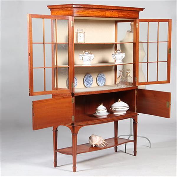 Grote foto ingelegde satijnhouten bowfront vitrinekast fijn meubelmakers werk no.342025 antiek en kunst stoelen en banken