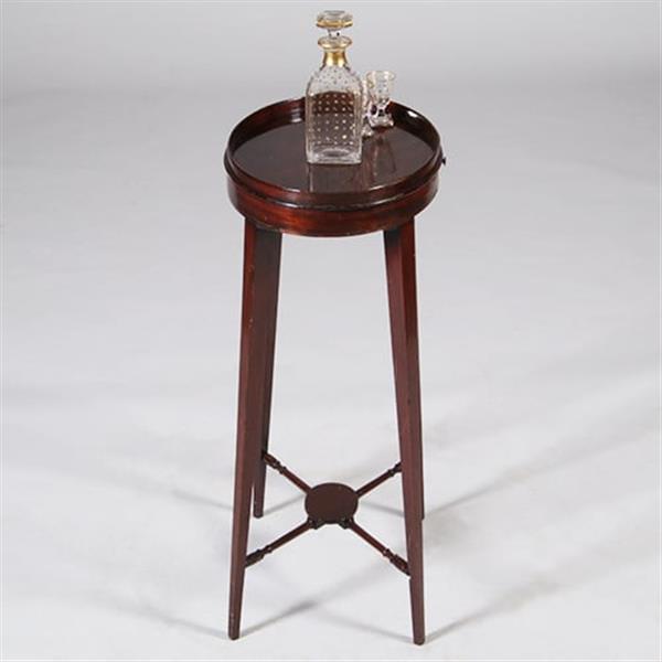 Grote foto 18e eeuws kraantjeskan tafeltje als wijntafeltje k zeer geschikt no.342075 antiek en kunst stoelen en banken