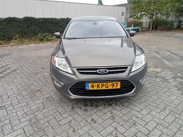 Grote foto ford mondeo hatchback 1.6 tdci full options 2013 auto ford