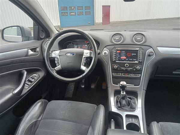 Grote foto ford mondeo hatchback 1.6 tdci full options 2013 auto ford