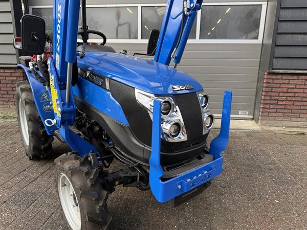 Grote foto solis 20 4wd minitractor agribanden met frontlader voorlader agrarisch tractoren