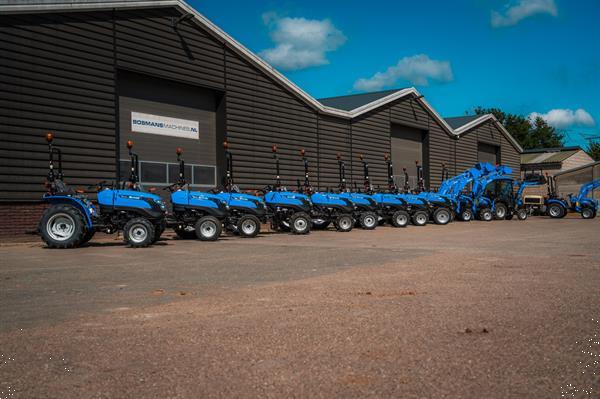 Grote foto solis 20 4wd minitractor agribanden met frontlader voorlader agrarisch tractoren