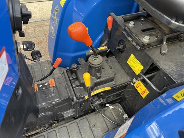Grote foto solis 20 4wd minitractor agribanden met frontlader voorlader agrarisch tractoren