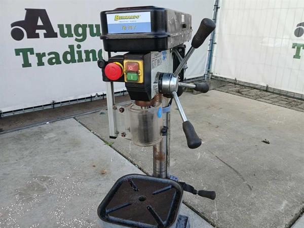 Grote foto tafelkolomboor doe het zelf en verbouw ijzerwaren en bevestigingsmiddelen