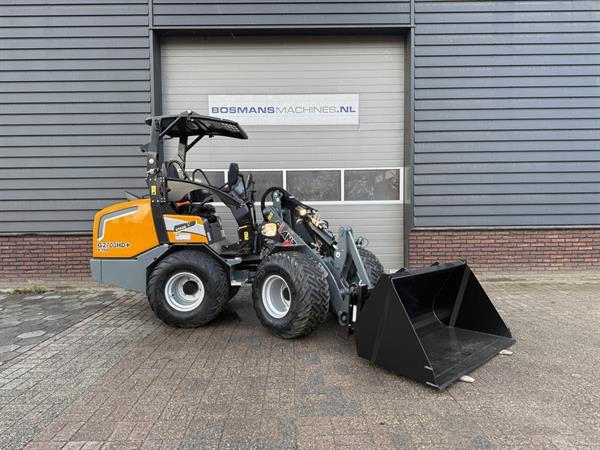 Grote foto giant g2700 x tra hd minishovel 599 lease 2024 833 uur agrarisch shovels
