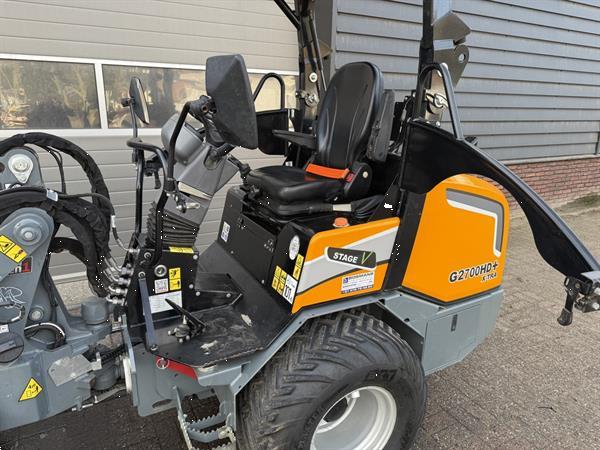 Grote foto giant g2700 x tra hd minishovel 599 lease 2024 833 uur agrarisch shovels