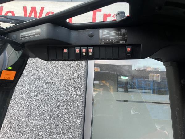 Grote foto heftruck forklift linde h25t triplo465 sideshift 4e functie 2010 lpg agrarisch heftrucks