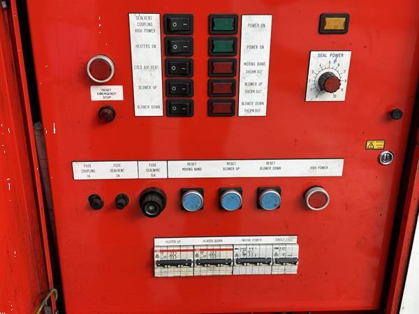 Grote foto vito combi krimpfolie verpakkingsmachine voor komkommers agrarisch tuinbouw