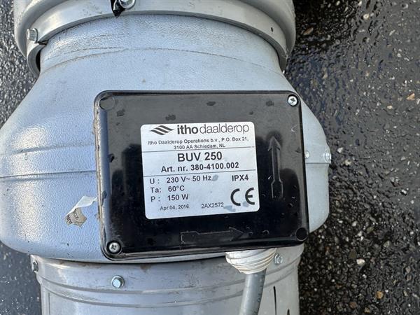 Grote foto vito combi krimpfolie verpakkingsmachine voor komkommers agrarisch tuinbouw