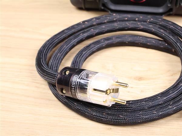Grote foto kimber kable uhdxk select qs 5318s highend audio power cable 1 5 metre audio tv en foto onderdelen en accessoires