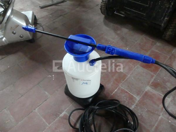 Grote foto waterpomp sproeier agrarisch pompen