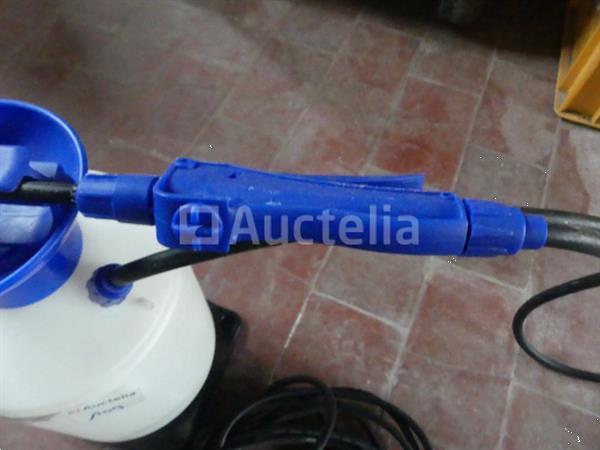 Grote foto waterpomp sproeier agrarisch pompen