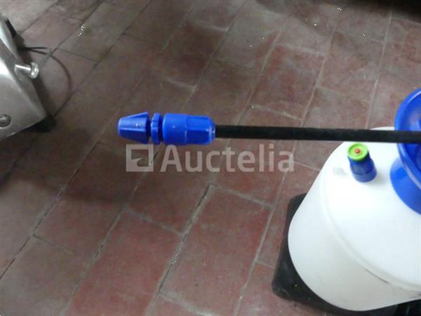 Grote foto waterpomp sproeier agrarisch pompen