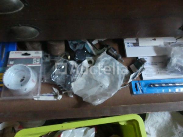 Grote foto diverse ijzerwaren en handgereedschap doe het zelf en verbouw gereedschappen en machines