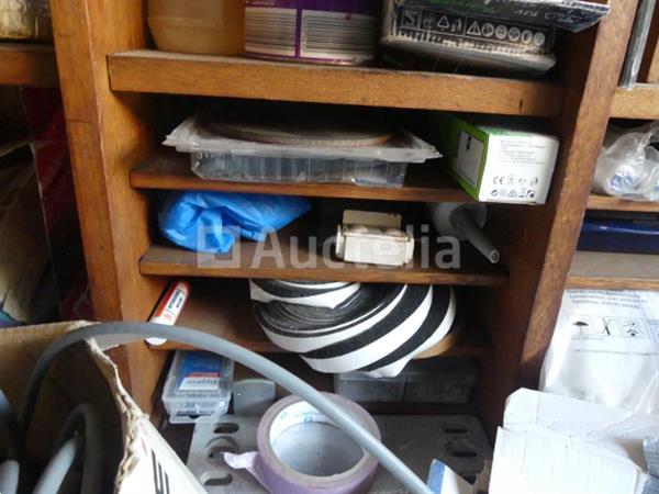 Grote foto diverse ijzerwaren en handgereedschap doe het zelf en verbouw gereedschappen en machines