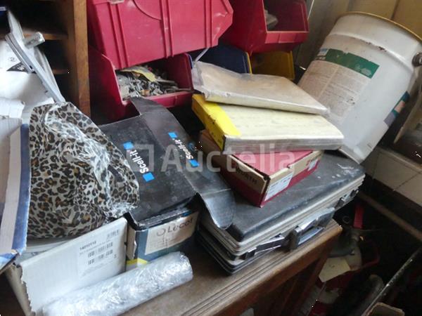 Grote foto diverse ijzerwaren en handgereedschap doe het zelf en verbouw gereedschappen en machines