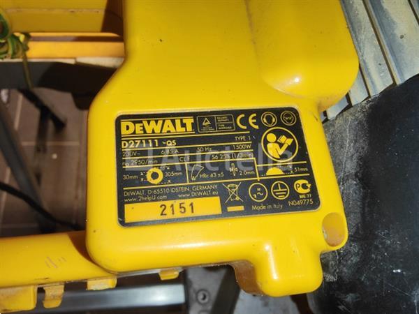 Grote foto dewalt verstekzaag d27111 doe het zelf en verbouw ijzerwaren en bevestigingsmiddelen