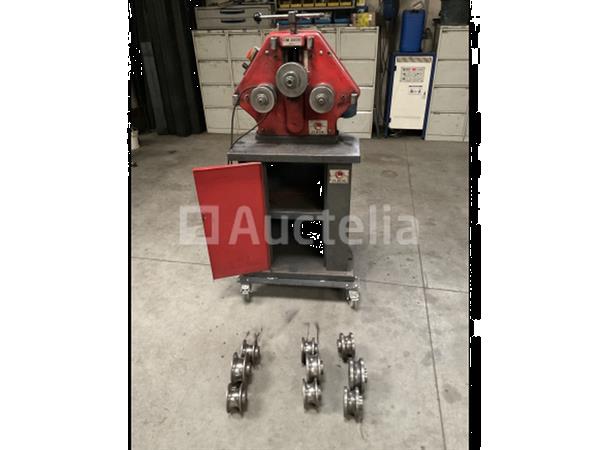 Grote foto metaalindustrie doe het zelf en verbouw ijzerwaren en bevestigingsmiddelen