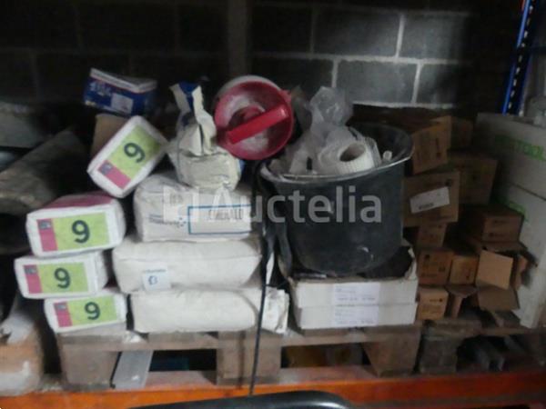 Grote foto balans van bouwmaterialen doe het zelf en verbouw onderdelen en accessoires