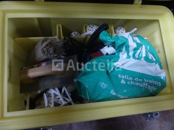 Grote foto 2 waterdichte koffers met inhoud doe het zelf en verbouw gereedschappen en machines