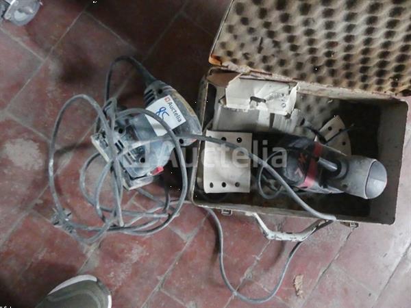 Grote foto 2 trillende schuurmachines doe het zelf en verbouw ijzerwaren en bevestigingsmiddelen