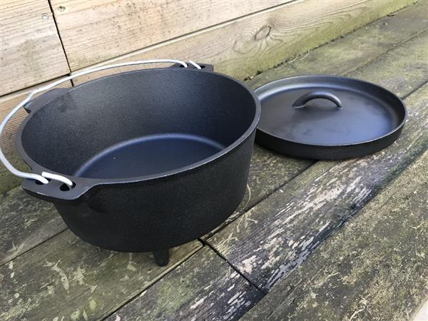 Grote foto 1 brand pot ijzer capaciteit 4 liter huis en inrichting woningdecoratie