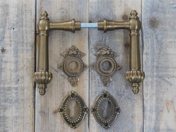 Grote foto set messing deurbeslag voor de voordeur gepatineerd messing doe het zelf en verbouw materialen en producten