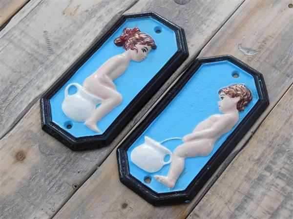 Grote foto set van tekens voor de wc deur gietijzer geschilderd man vrouw doe het zelf en verbouw materialen en producten