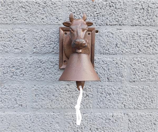 Grote foto bel met koe deurbel gietijzer doe het zelf en verbouw deuren en horren