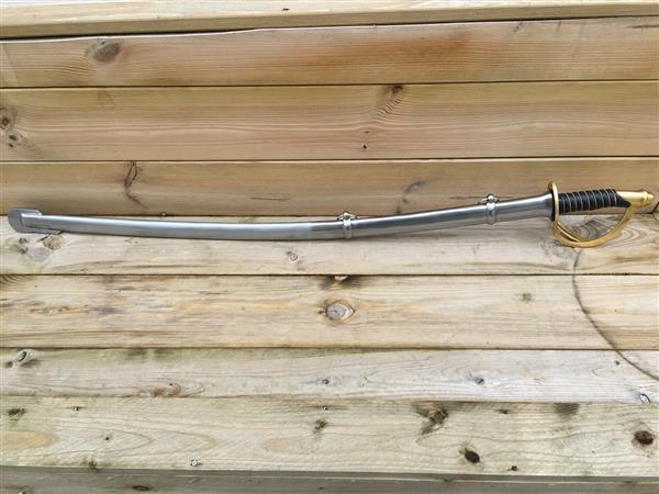 Grote foto zwaard met metalen schede zwaar huis en inrichting woningdecoratie