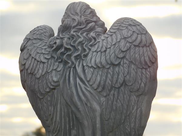 Grote foto beeld engel met vleugels gedetailleerd steen tuin en terras tuindecoratie