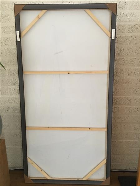 Grote foto prachtig groot olieverf doek van een zeilschip in mooie kleurstelling in alu lijst huis en inrichting woningdecoratie