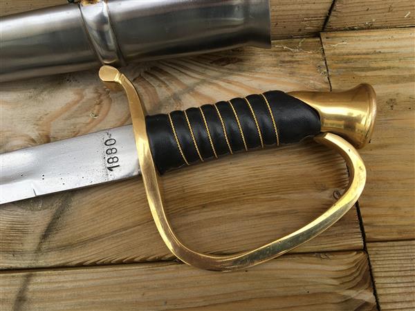 Grote foto zwaard met metalen schede zwaar uitgevoerd. huis en inrichting woningdecoratie