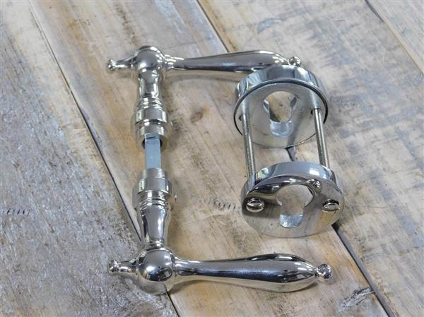 Grote foto set deurbeslag nikkel set met de rozetten met veiligheid pz geschikt. doe het zelf en verbouw materialen en producten