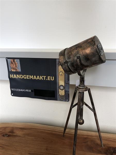 Grote foto filmlamp small metaal koper zwart op 3 poot fraai tuin en terras verlichting