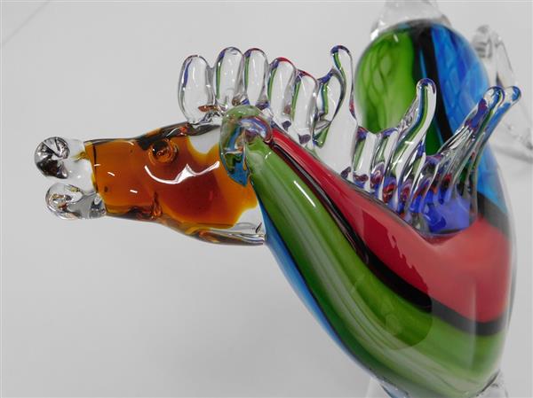 Grote foto glasgeblazen murano style paard vol in kleur prachtig ontwerp. laatste tuin en terras tuindecoratie