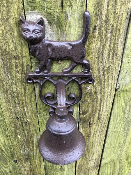 Grote foto deurbel met kat poes gietijzer bruin fraai. doe het zelf en verbouw deuren en horren