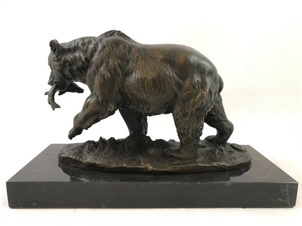 Grote foto een bronzen beeld sculptuur van een grizzly beer tuin en terras tuindecoratie