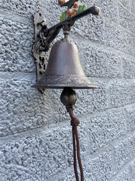 Grote foto deur post bel klok gietijzer haan in kleur. doe het zelf en verbouw deuren en horren