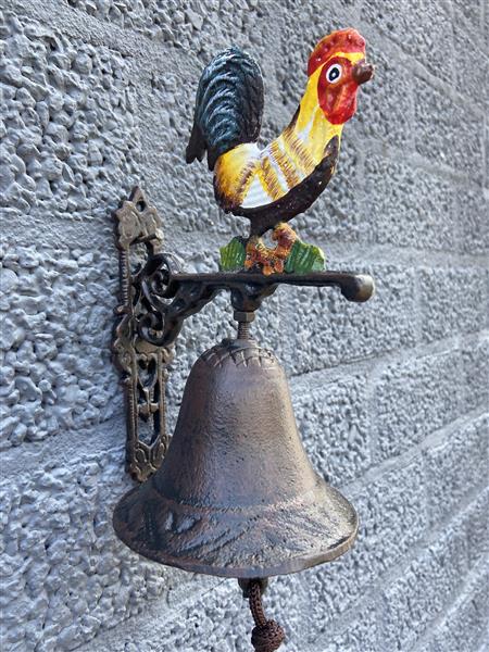 Grote foto deur post bel klok gietijzer haan in kleur. doe het zelf en verbouw deuren en horren