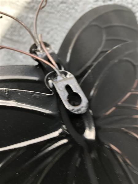 Grote foto prachtige set wandvlinders mooi in kleur en uit metaal. tuin en terras tuindecoratie