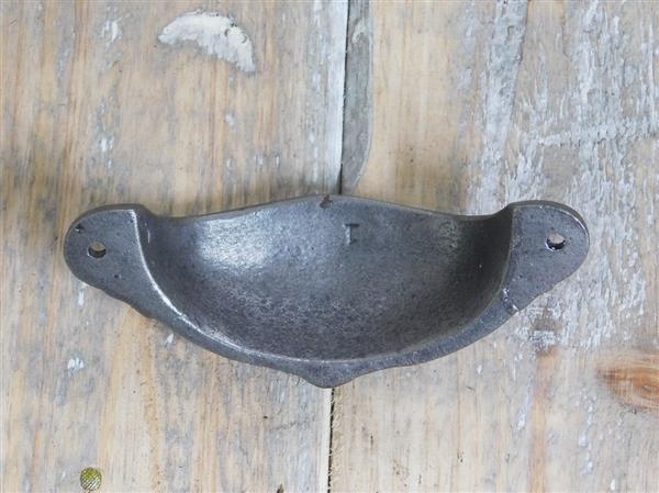 Grote foto smeedijzeren deurgreep mooie en stevige greep voor een deur of bijvoorbeeld een lade doe het zelf en verbouw materialen en producten