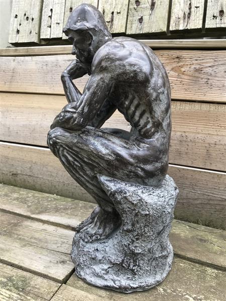 Grote foto mooi beeld van de denker the thinker polystone beeld tuin en terras tuindecoratie