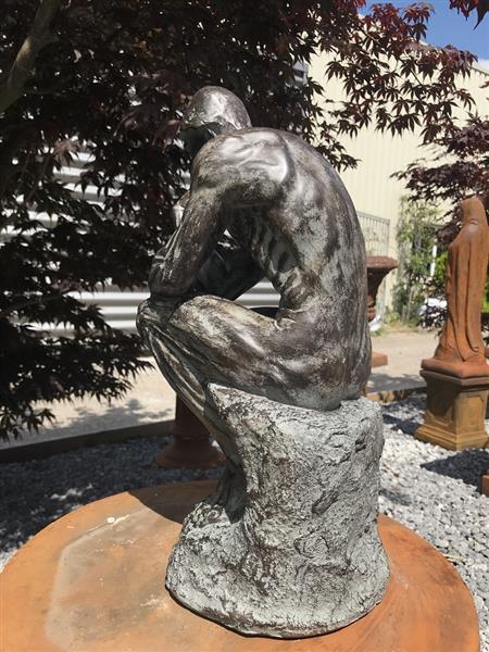 Grote foto mooi beeld van de denker the thinker polystone beeld tuin en terras tuindecoratie