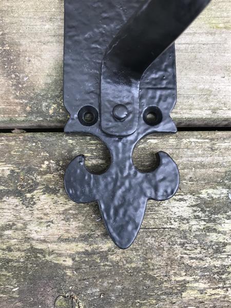 Grote foto prachtige deurgreep handgreep gietijzer mat zwart rechts handvat doe het zelf en verbouw materialen en producten