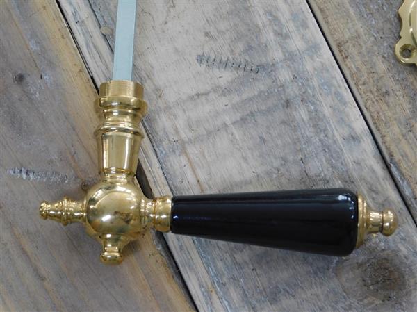 Grote foto deurbeslag set messing glans klink met keramische handvat en messing deurknop op rozet en 2 x sleut doe het zelf en verbouw materialen en producten