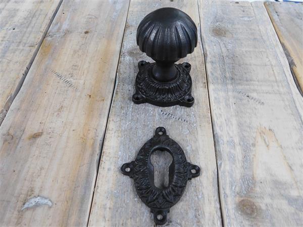 Grote foto deurknop 52mm met schroef 1 knop rozet en 1 lock rozet pz antiek ijzer bruin. doe het zelf en verbouw materialen en producten