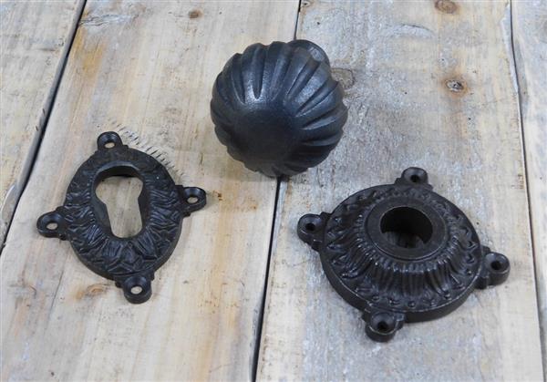 Grote foto deurknop 52mm met schroef 1 knop rozet en 1 lock rozet pz antiek ijzer bruin. doe het zelf en verbouw materialen en producten